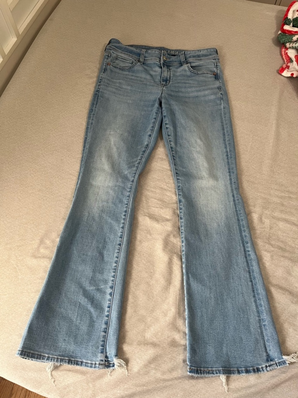 American Eagle Low Rise Kickboot Jeans - size 10 regular